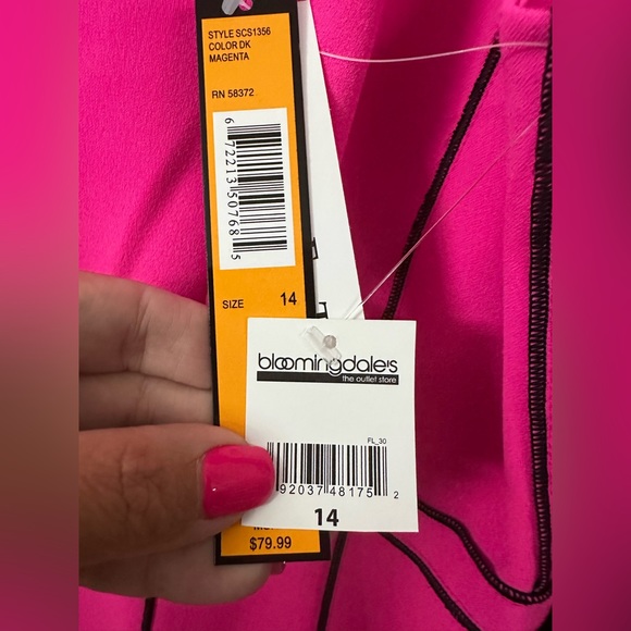 NWT 🩷🖤 Barbie hot pink / fuchsia / magenta dress 🩷🖤 Sz. 14 Bloomingdale’s - Picture 3 of 7